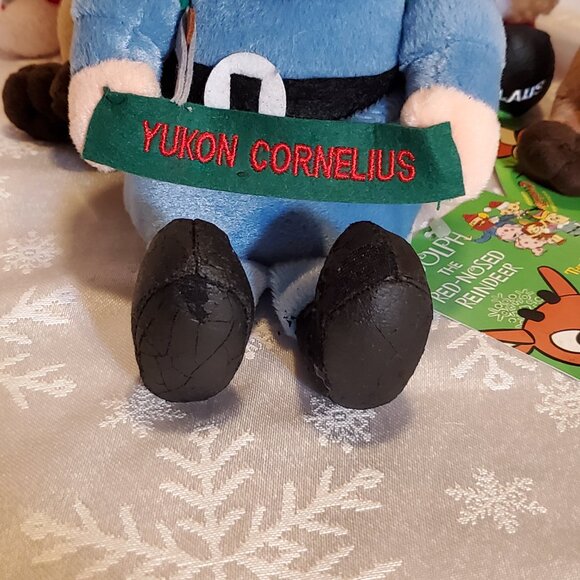 Stuffins Rudolph Island of Misfit Toys 2000 CVS Plush Set of 9 Vtg Ornaments - Picture 6 of 6